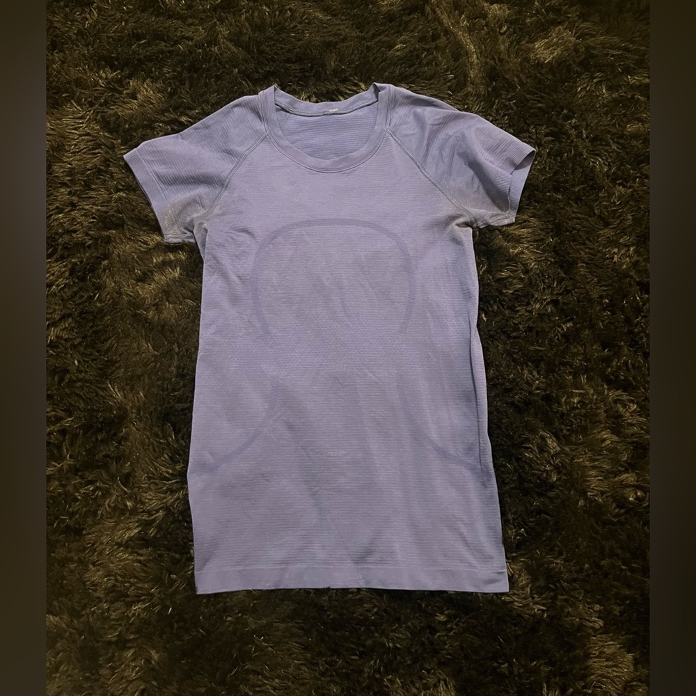 Lululemon swiftly shirt